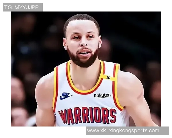 科尔称赞库里是球队核心一切战术围绕他展开 科尔称赞库里是球队核心一切战术围绕他展开