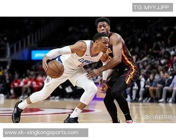 小卡强调季前赛与训练相似强调防守体系的重要性与持续打磨