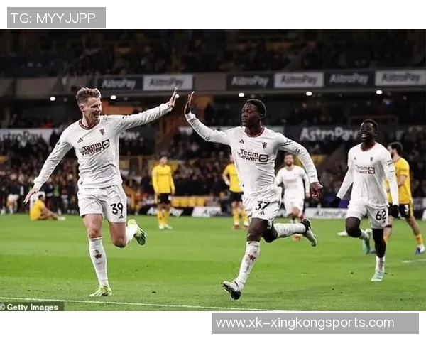 那不勒斯与梅努经纪人洽谈曼联考虑外租球员方案