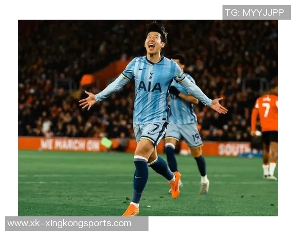 西蒙斯加盟热刺接过孙兴慜7号却17场未能破门引发热议