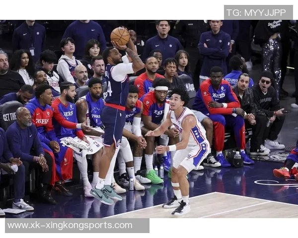 快船次节狂砍41分半场领先热火5分哈登小卡合力17分鲍威尔对阵旧主贡献13分