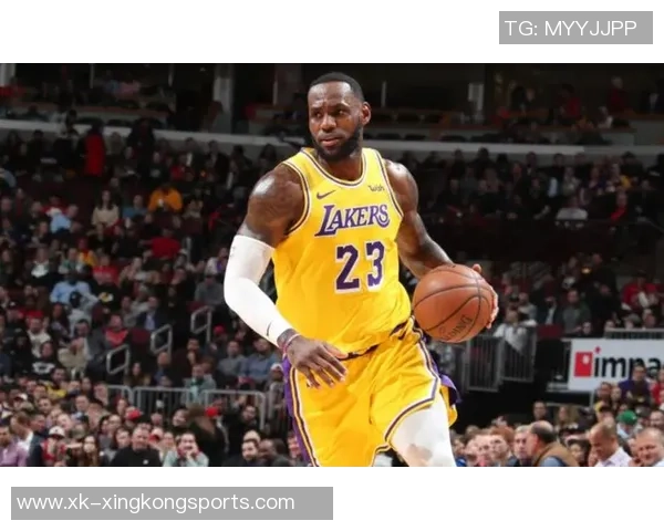 浓眉手部伤势好转无需手术六周后将再评估恢复情况