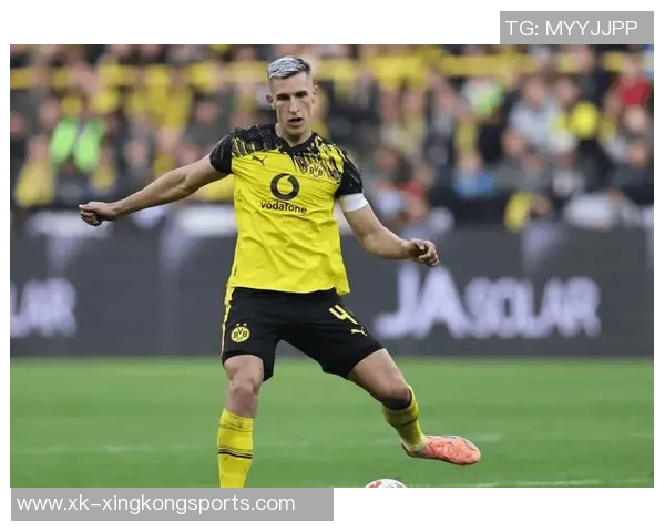 巴贝尔分析施洛特贝克未来去向或倾向国外球队而非拜仁